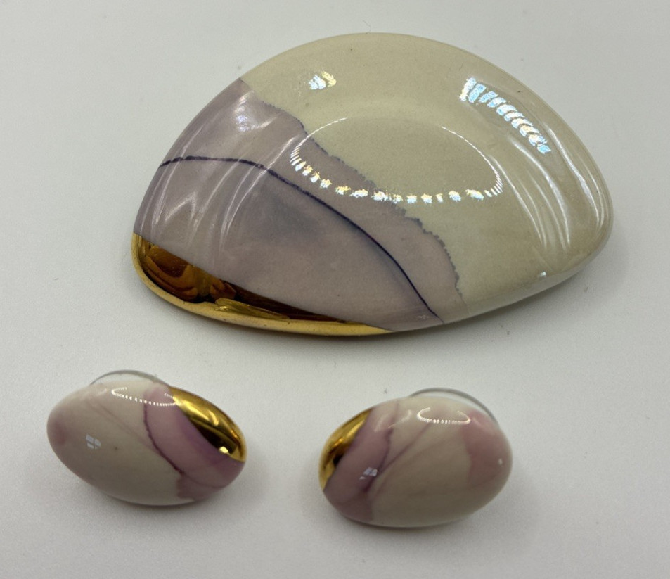 Vintage Brooch Pin And Earring Set Ceramic Enamel Purple Pink Mauve Gold Tone