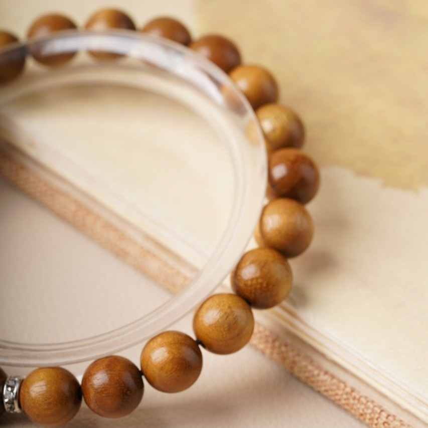 Round Golden Nanmu Meditation Bracelet Buddhist Prayer Beads for Men and Women