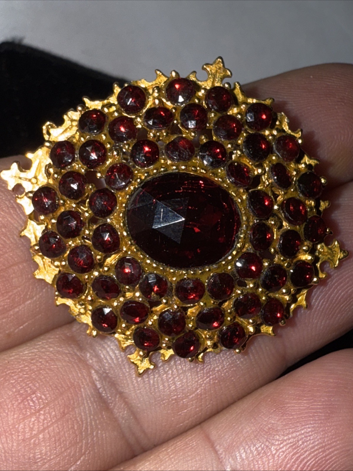 Brooch Art Arthur Pepper Red Rhinestones Excellent Condition