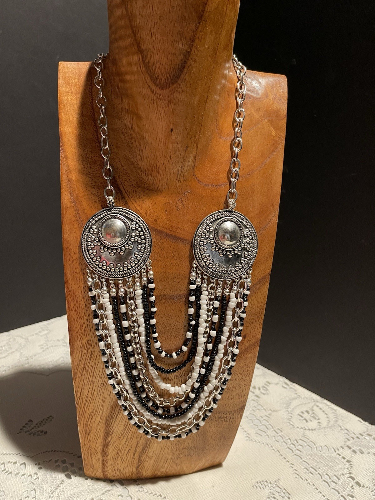VTG Large Medallions Strand W / Multi Strand Beads Of Black White And Silver
