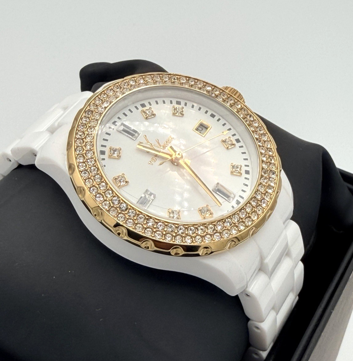 ToyWatch Quartz Women’s Watch Swarovski Crystal Encrusted Gold Tone Bezel New
