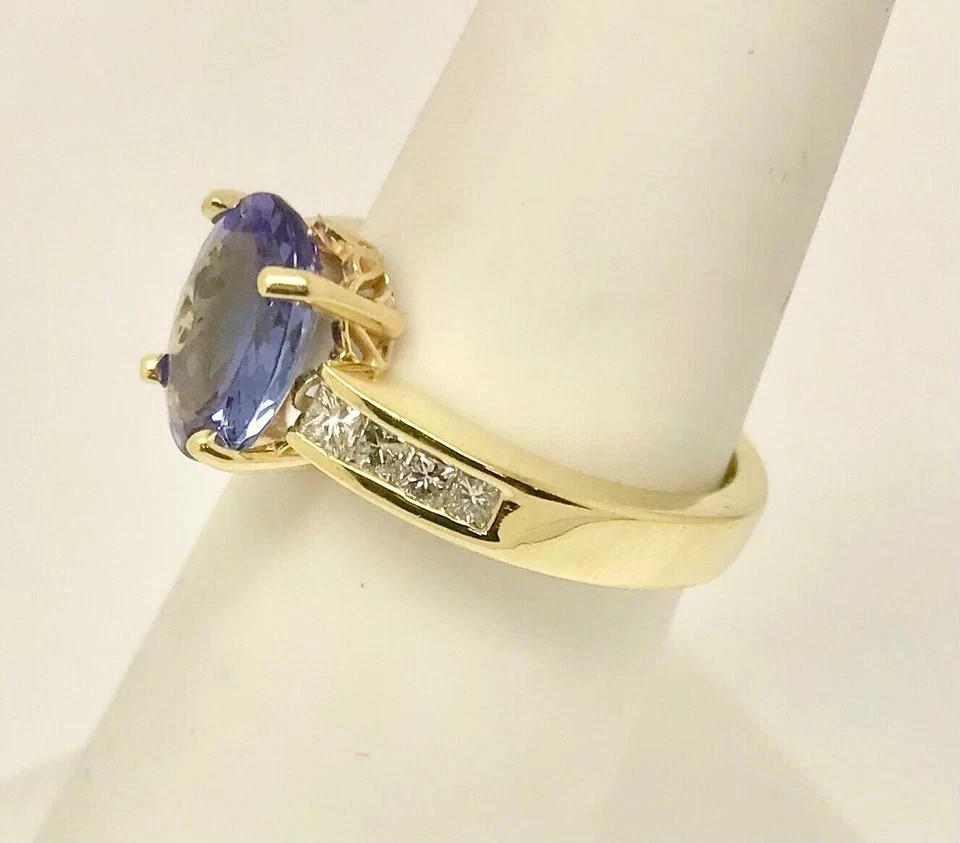 3.55 Ct Oval Cut Tanzanite Women’s Unique Engagement Ring 14K Yellow Gold