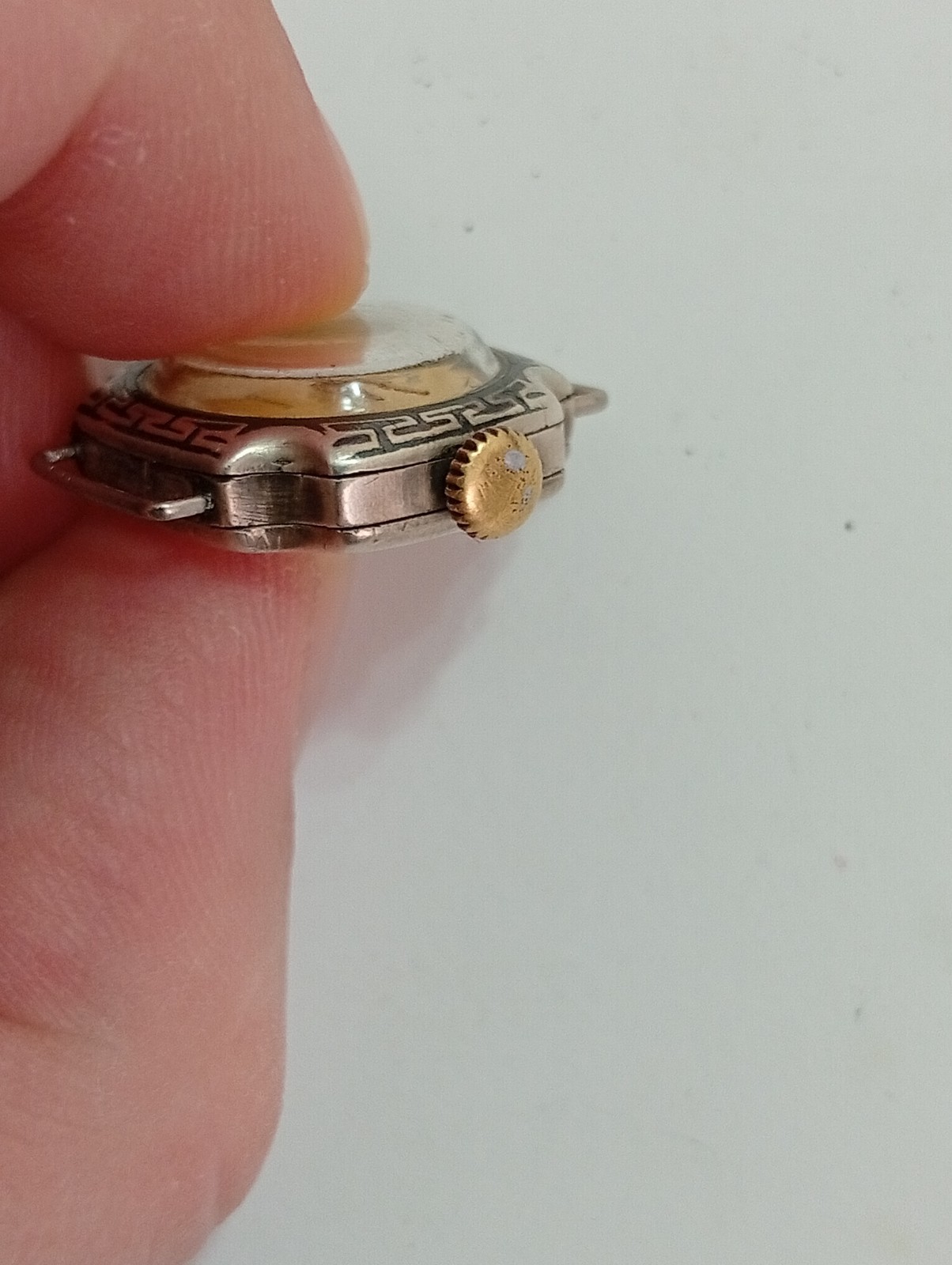Vintage Rivoli Japan Quartz woman’s Watch – 800 Silver Case – For Parts