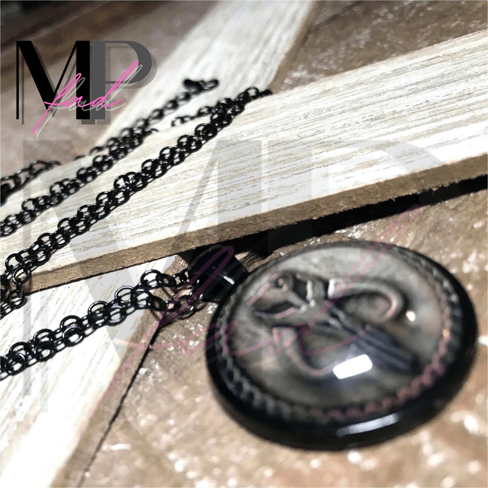 Mandalorian Star Wars Necklace Pendant Cabochon Globe Silver Black Bronze SKULL
