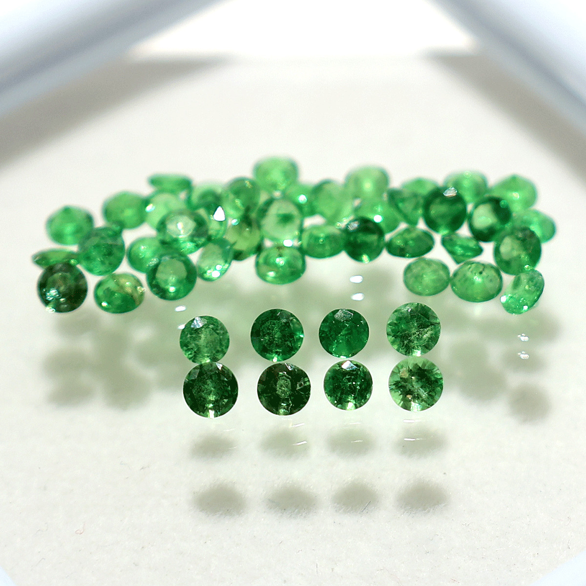 Parcel 24 PC Natural Tsavorite Hi-Grade 2.6mm-3.1mm Round Faceted Cut Gemstones