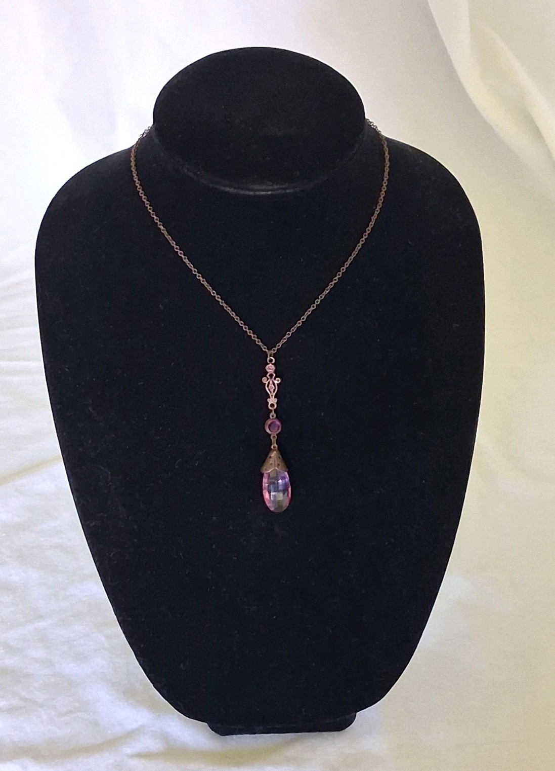 ROBERT ROSE Fauceted Teardrop Pendant Y Necklace Purple Amethyst Color Signed