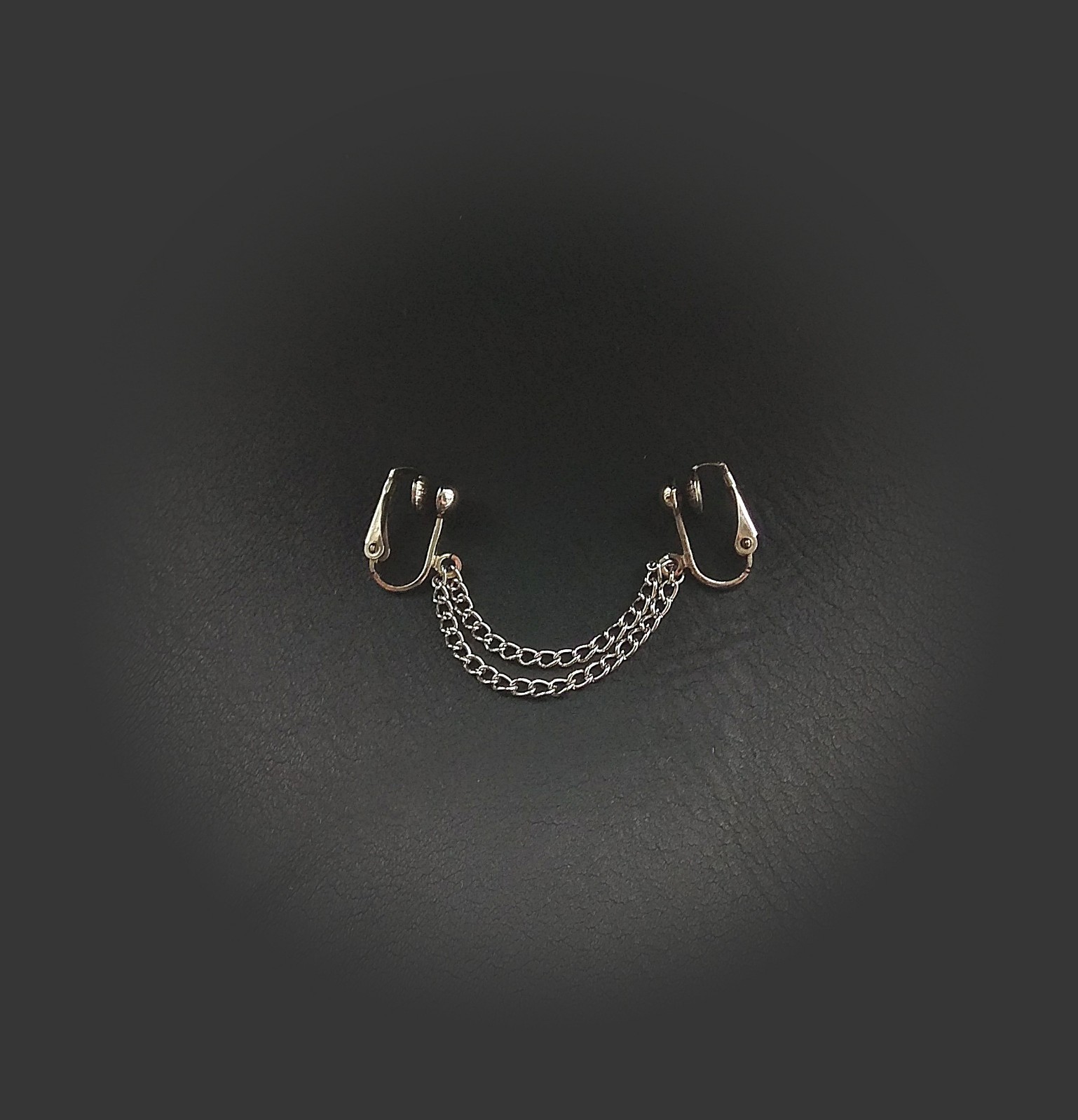 Stainless Steel Clitoral Jewelry with Chains – Non-Piercing Intimate Accessory