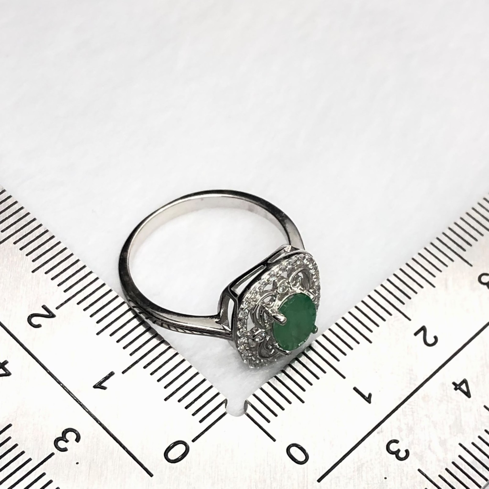 Natural Emerald Gemstone 925 Sterling Silver Ring Oval Top Rich Green 6.5