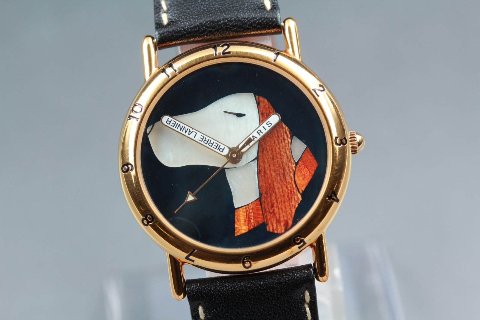 [NEAR MINT] Vintage Pierre Lannier Dog Motif Shell Dial Men’s Quartz Watch JAPAN