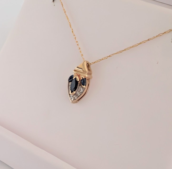 Sapphire & Diamond Necklace 14K 2.4 Grams Retail Price $1399 Make Me An Offer!