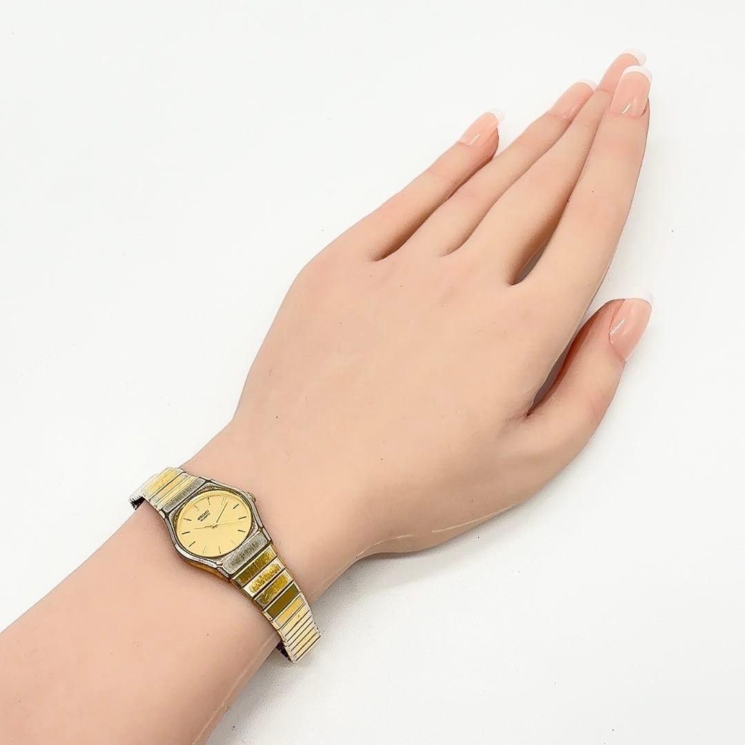 Working item SEIKO Ladies Watch Quartz New Battery Gold
