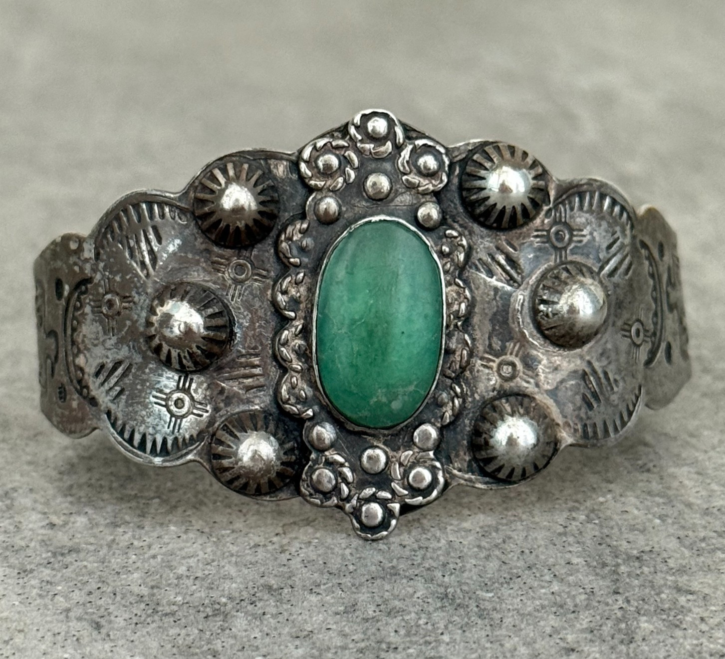 OLD FRED HARVEY era Navajo THUNDERBIRD Turquoise Sterling Bracelet 37+g 7.1 in
