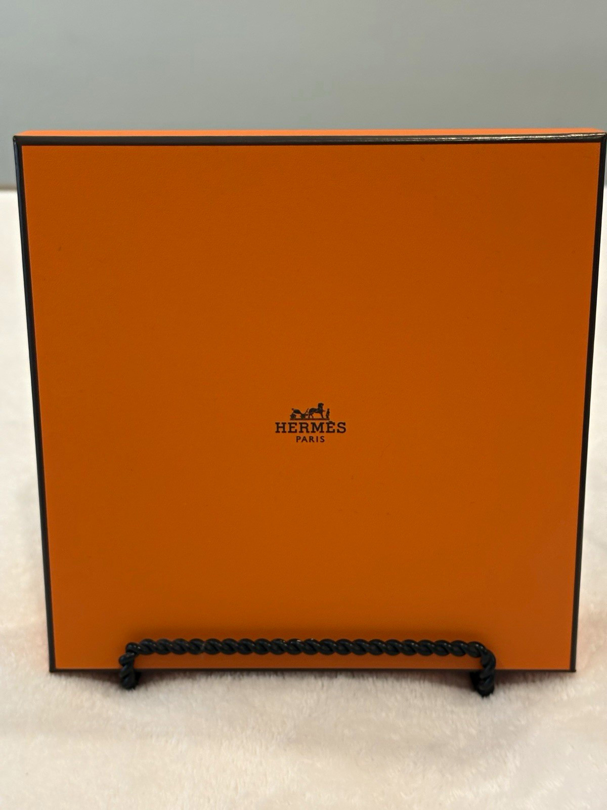 Hermès Orange Square Lined Paper/Cardboard Storage Box for Bracelet 8×8 in