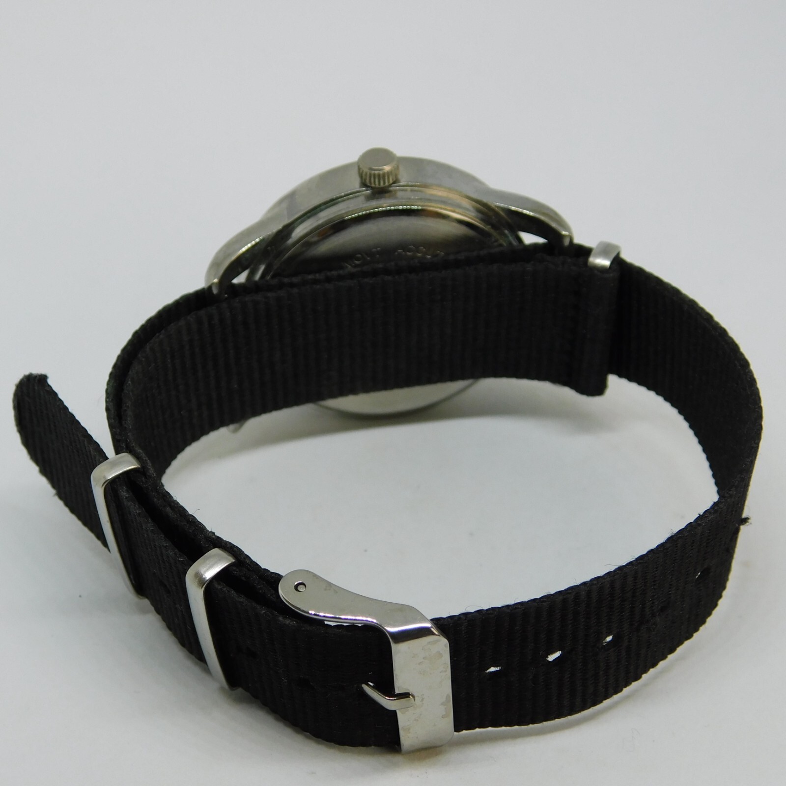 ACCUTIME WATCH CORP 6926 Nylon Band Quartz Analog Men’s Watch New Battery