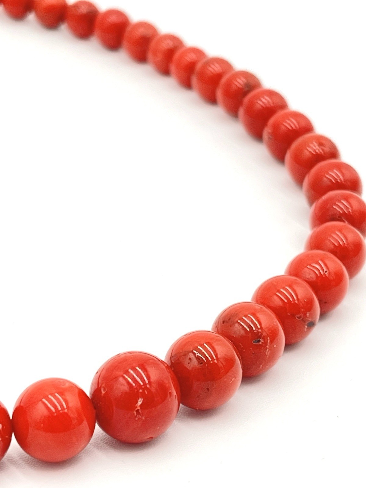 Natural Mediterranean Red Coral Necklace 7-12mm Silver Clasp – 47cm
