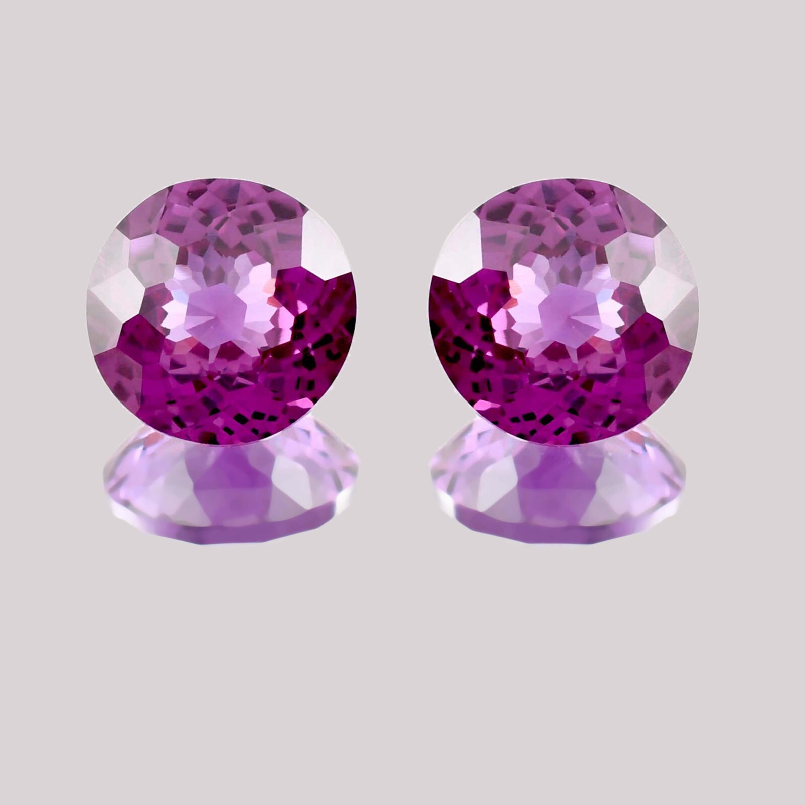 1 Pair 15 x 15 MM Flawless Natural Color Change Alexandrite Gems GIT Certified