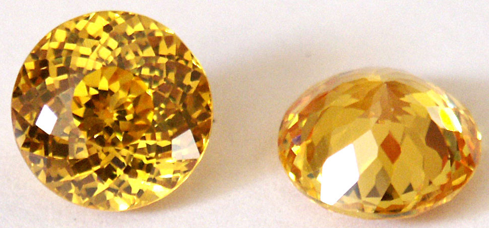 Top 2 pcs 4 mm 0.45 cts Double Round Brilliant Vibrant Yellow Russian CZ AAAAA