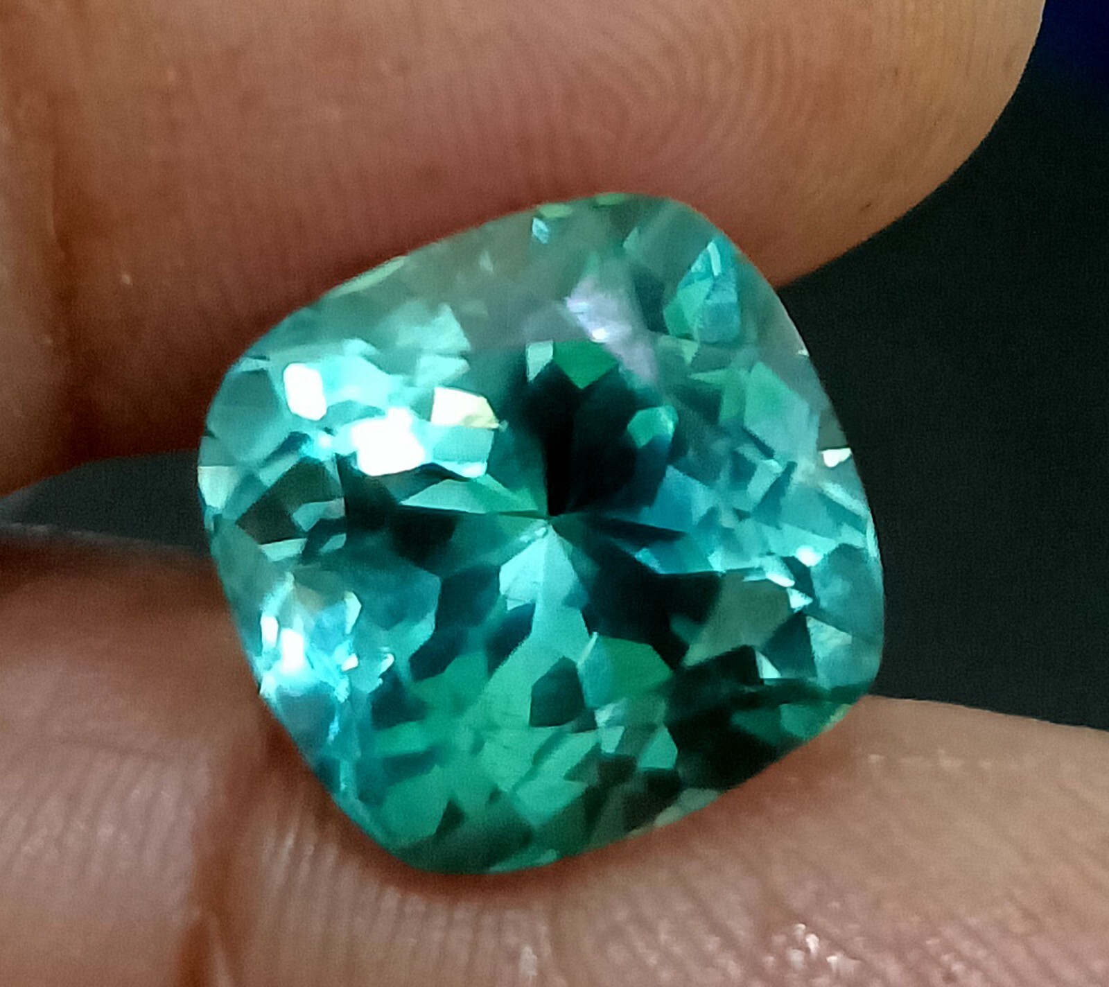 Flawless Natural Ceylon Blue-Green Sapphire Cushion Cut Loose GEMSTONE 11.70 Ct