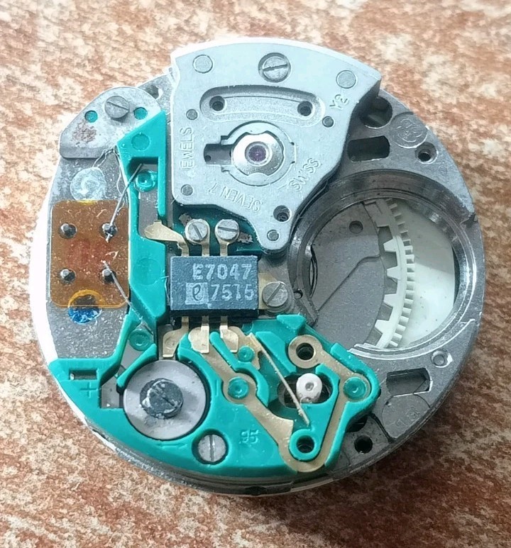 Esa Eta 9181 vintage quartz watch (spare parts)