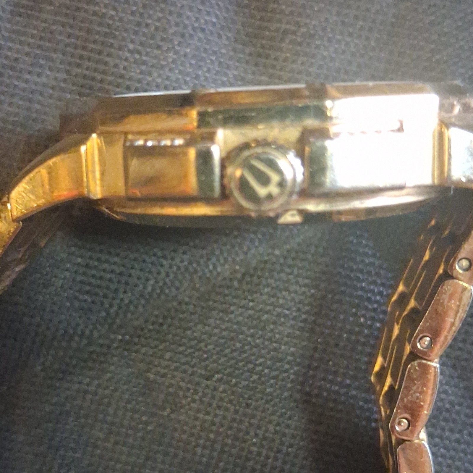 Bulova Mens Automatic Skeleton Dial Gold-Tone Bracelet Watch Crystal Bezel