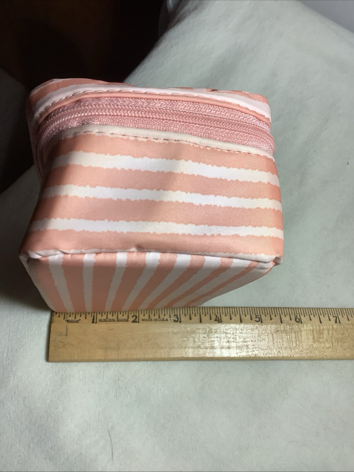 Thirty One Portable/Travel Jewelry Pouch/ Case Peach Stripes EUC