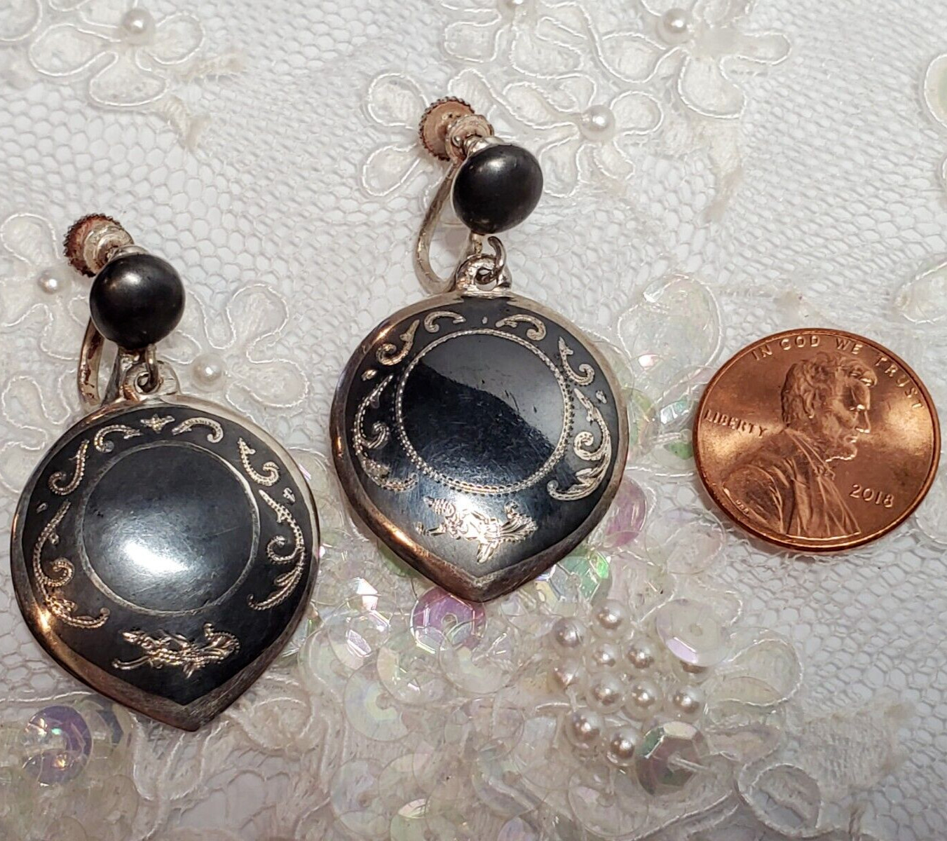 Vintage SIAM Sterling Silver Black Enamel Nielloware Non Pierced Earrings 11.5gr