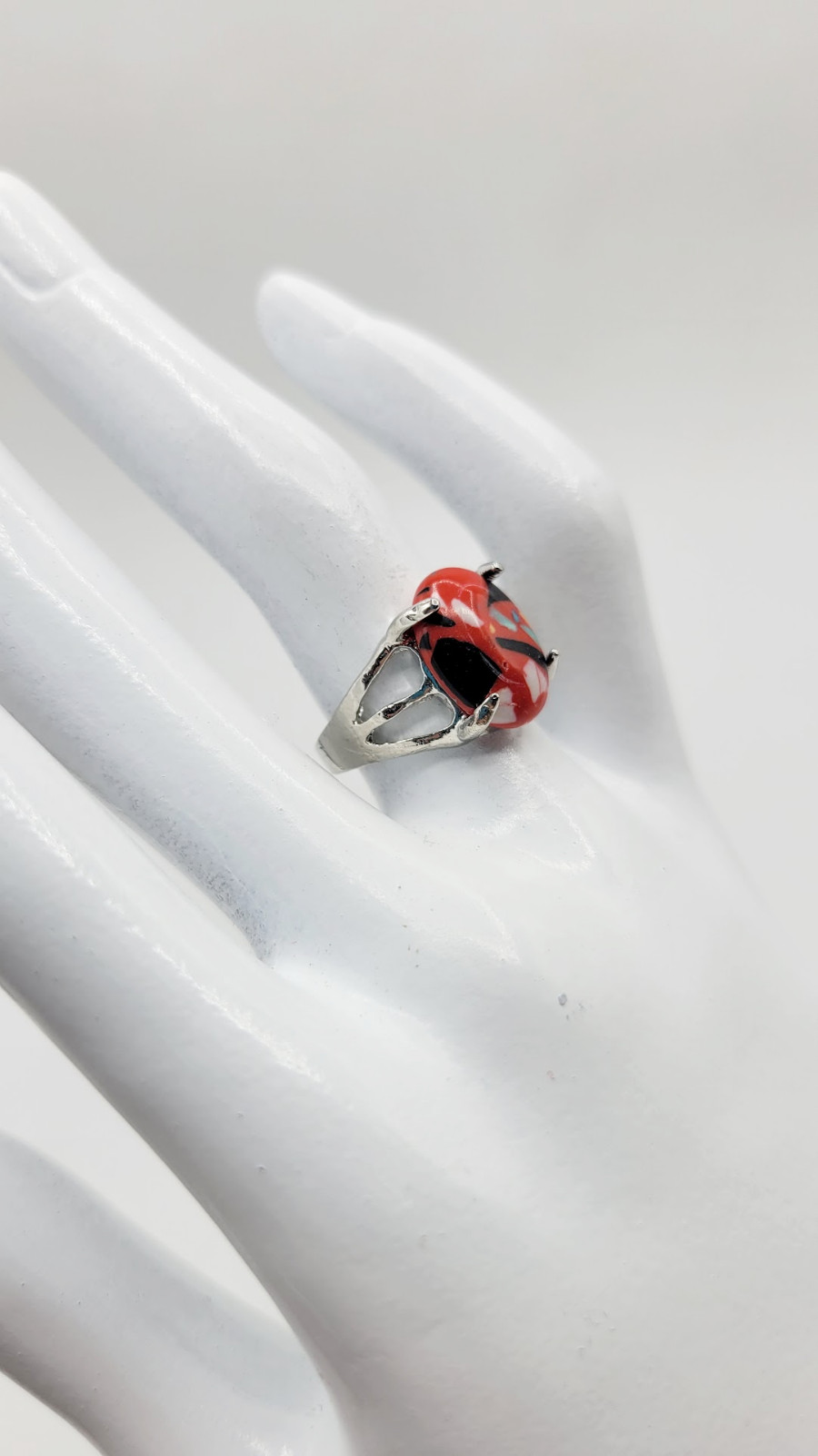Women’s Silver Tone Oval Simulated Stone Red Black White Blue Yellow Ring Size 5