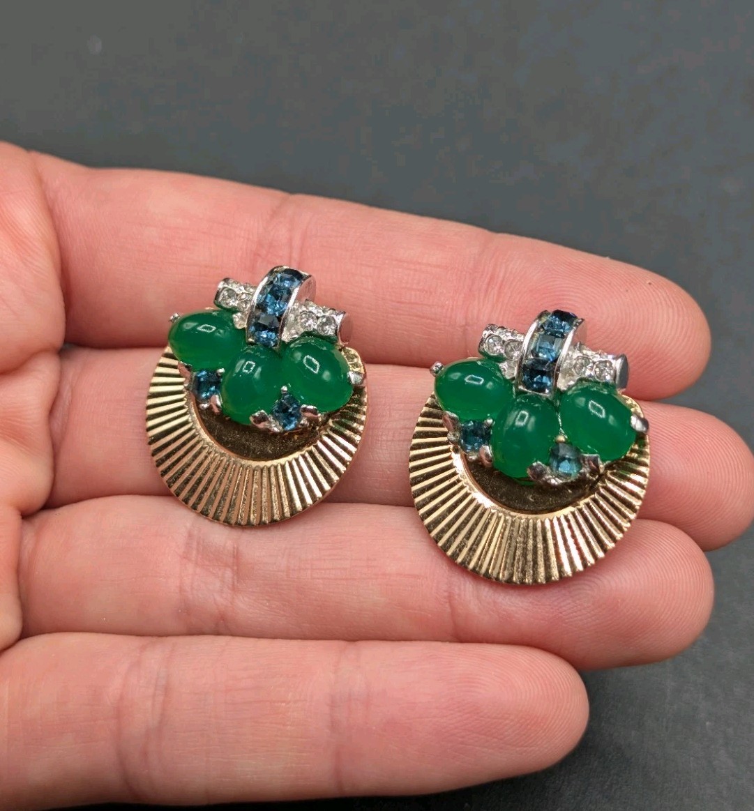 BOUCHER Signed Marcel Green Blue Clear Rhinestone Gold Tone Clip Earrings ⚠️READ