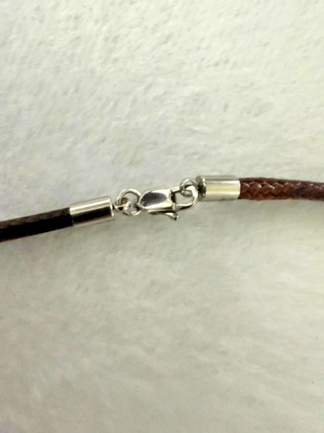 Artisan Art Glass Pendant Necklace 18″ Brown Leather Cord Silver Tone Gold glass