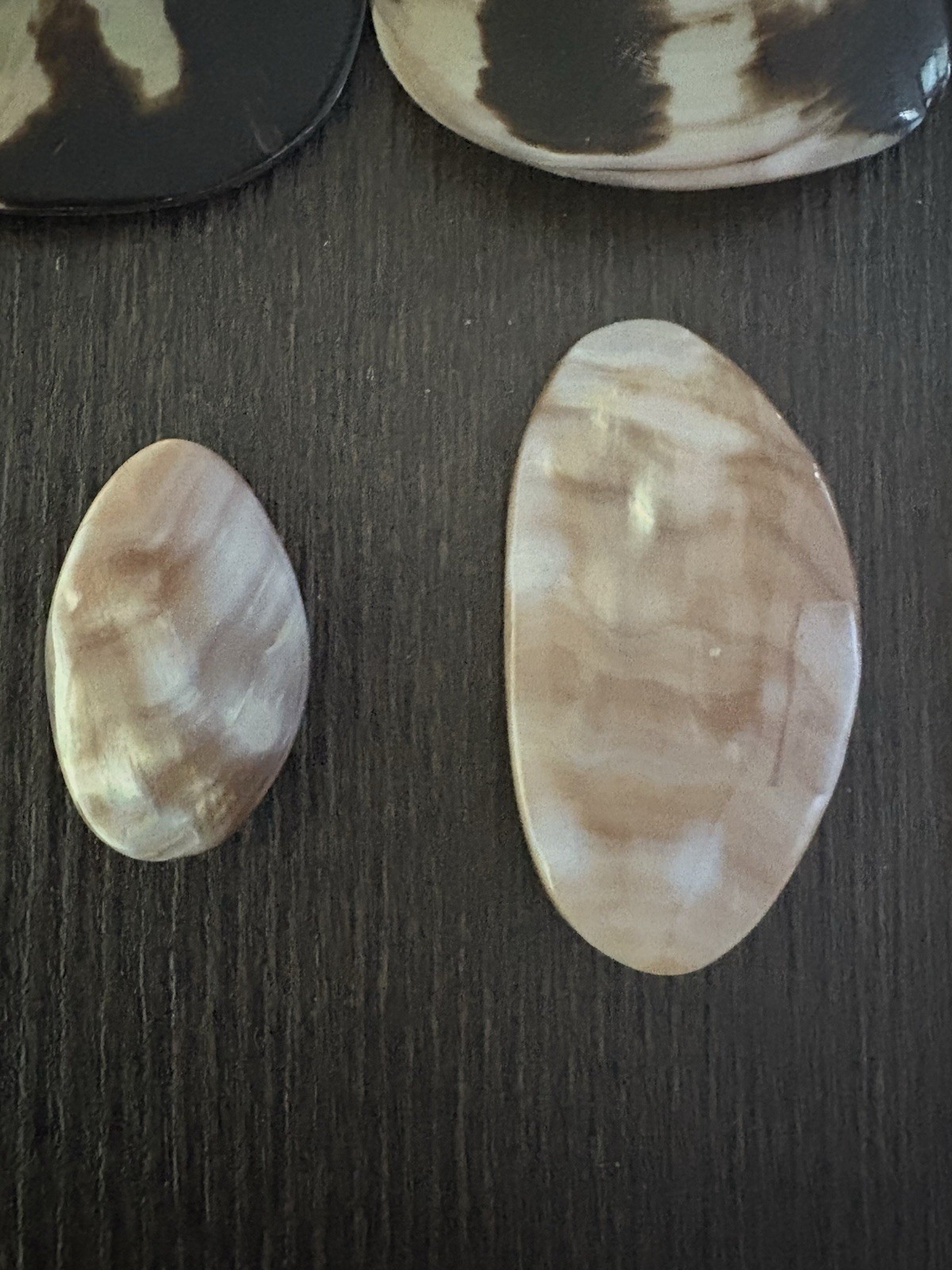 Large Mother Of Pearl Drops Pendants In Diff Sizes And Colors 19 Total Read Info