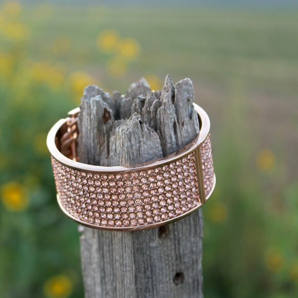 NEW Cheekys Cash Bling Bangle Bracelet Rose Gold Rhinestone Hinge Plus Size One
