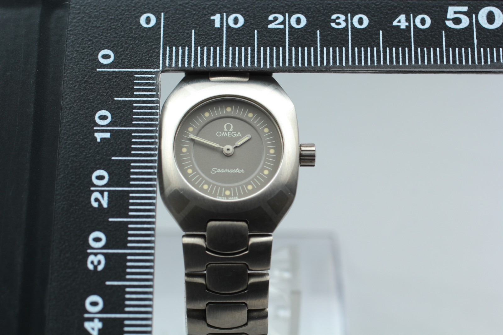 Rare [Mint] OMEGA Seamaster Polaris Titanium Palladium 22mm Ladies Qz Watch U418