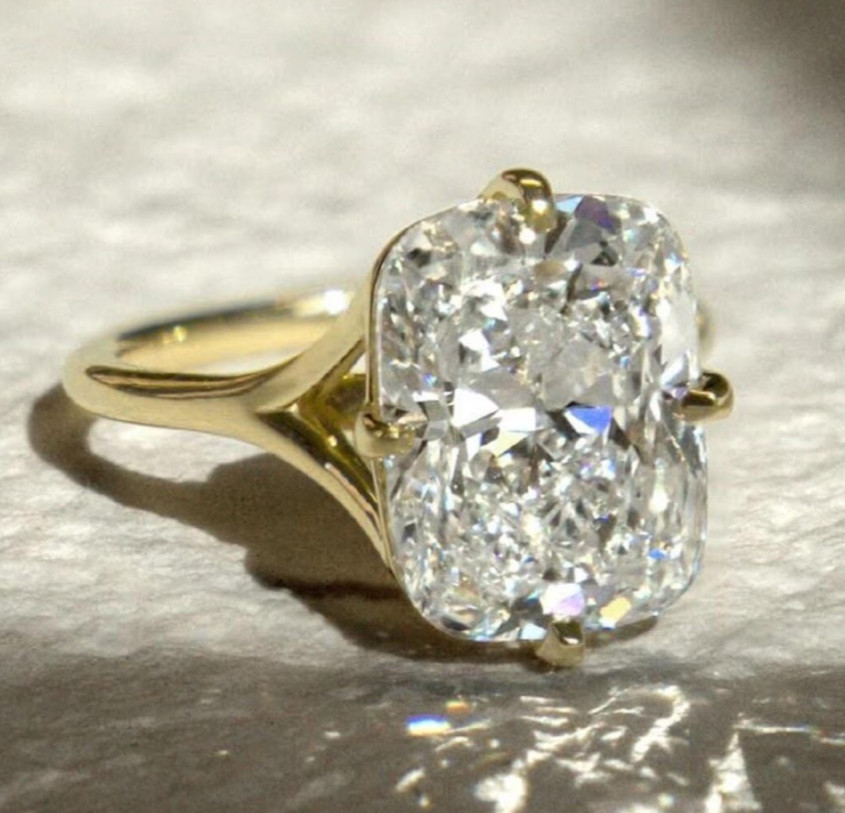 RARE 10.35 Ct Certified Cushion Cut White Diamond Solitaire Ring, Great sparkle!