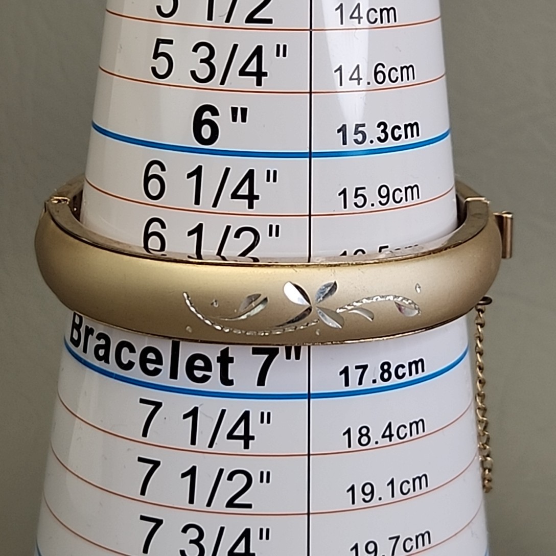 Vintage Etched Bangle Bracelet 10mm Hinged Satin Silver Tone Push Lock 6.5″