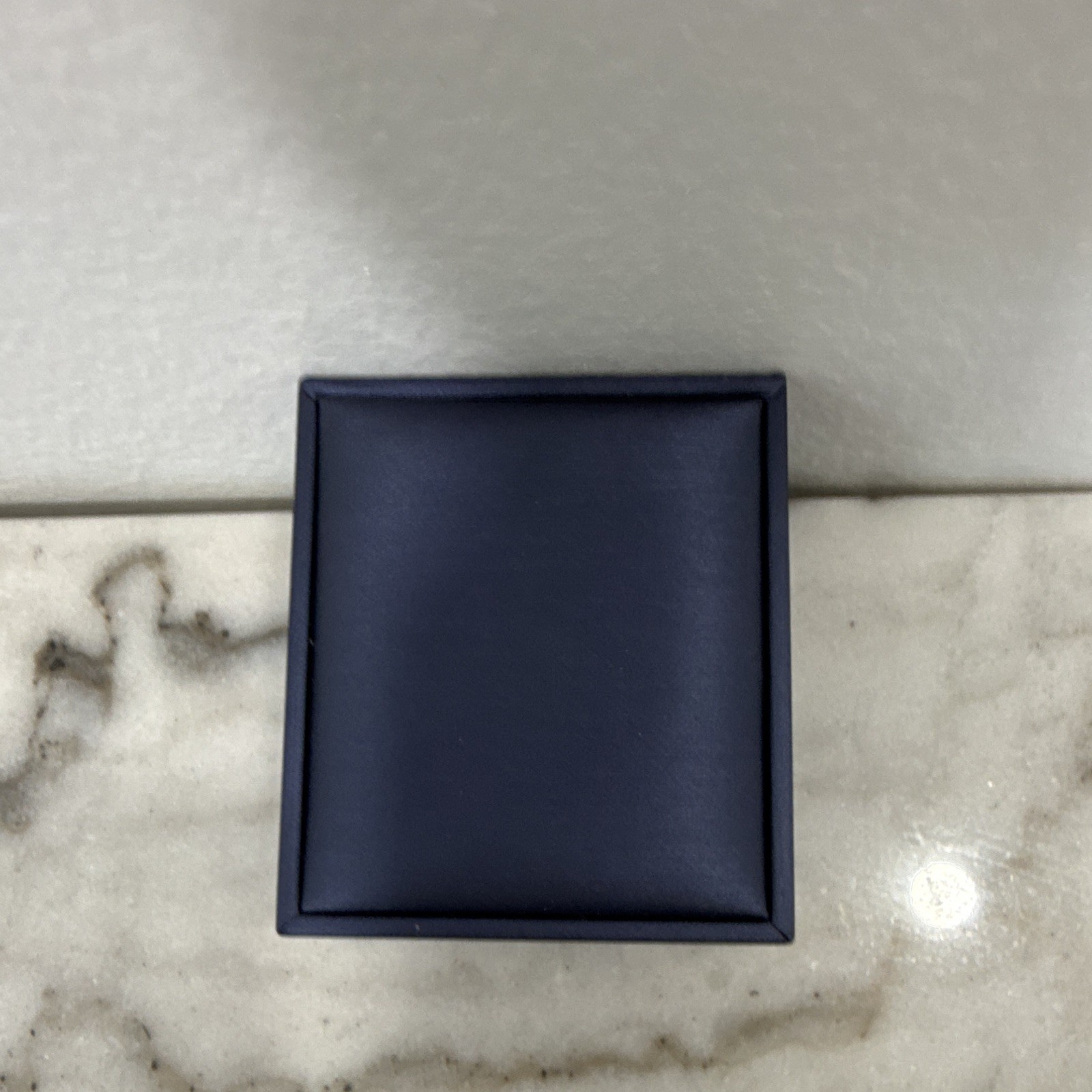 NALI Jewelers Blue/White Square Faux Leather Lined Ring Jewelry Box 1 Piece