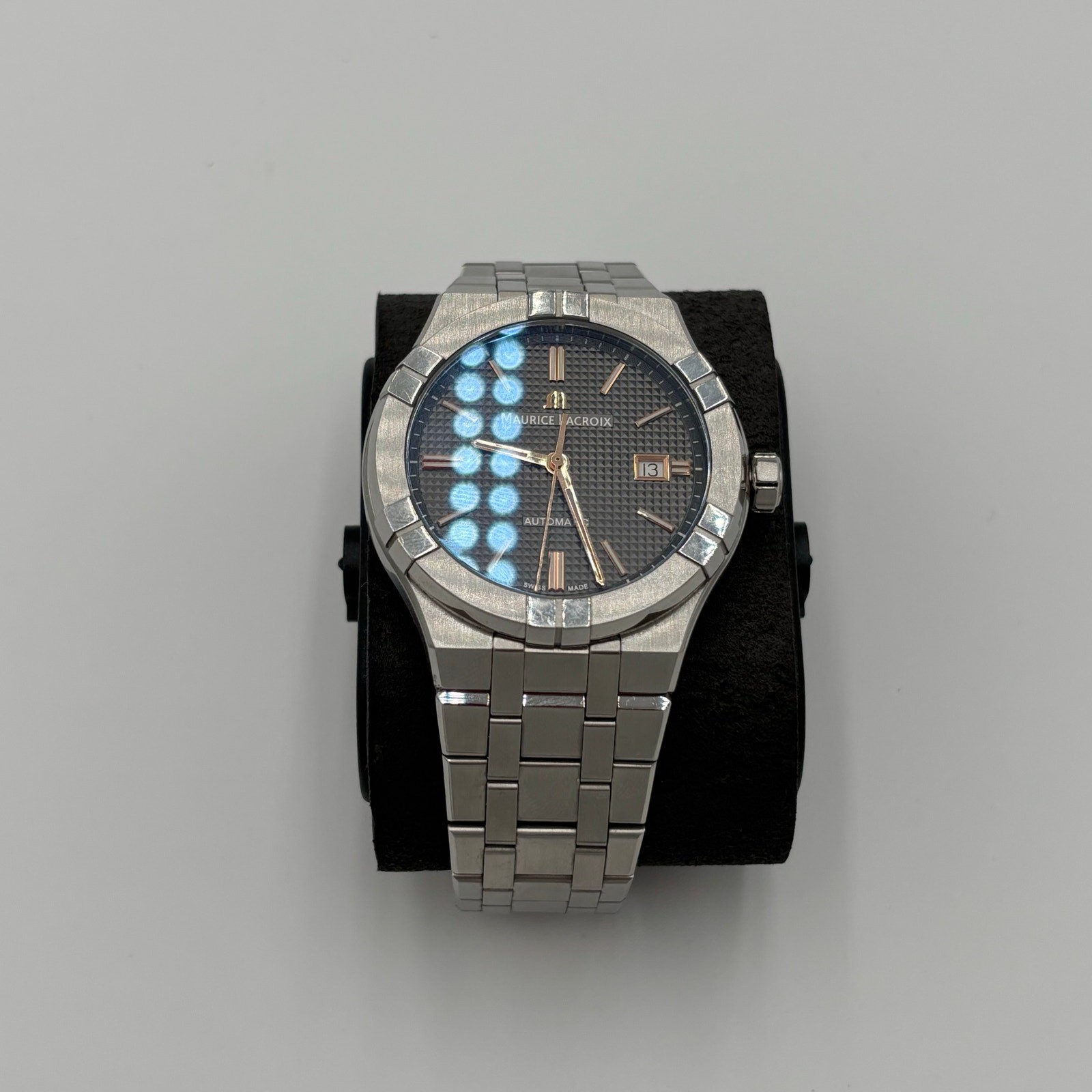 Maurice Lacroix Aikon Automatic Gents 42mm AI6008-SS001-331-1 AI6008-SS002-331-2