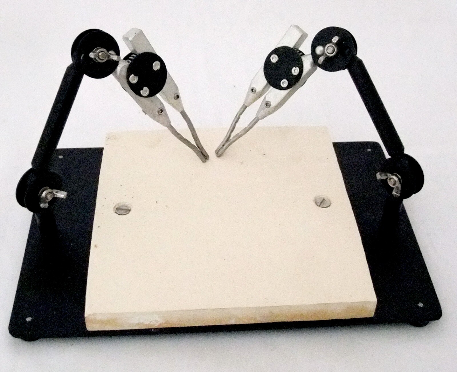 Pro Quality Dual Third Hand Soldering Station With Soldering Board