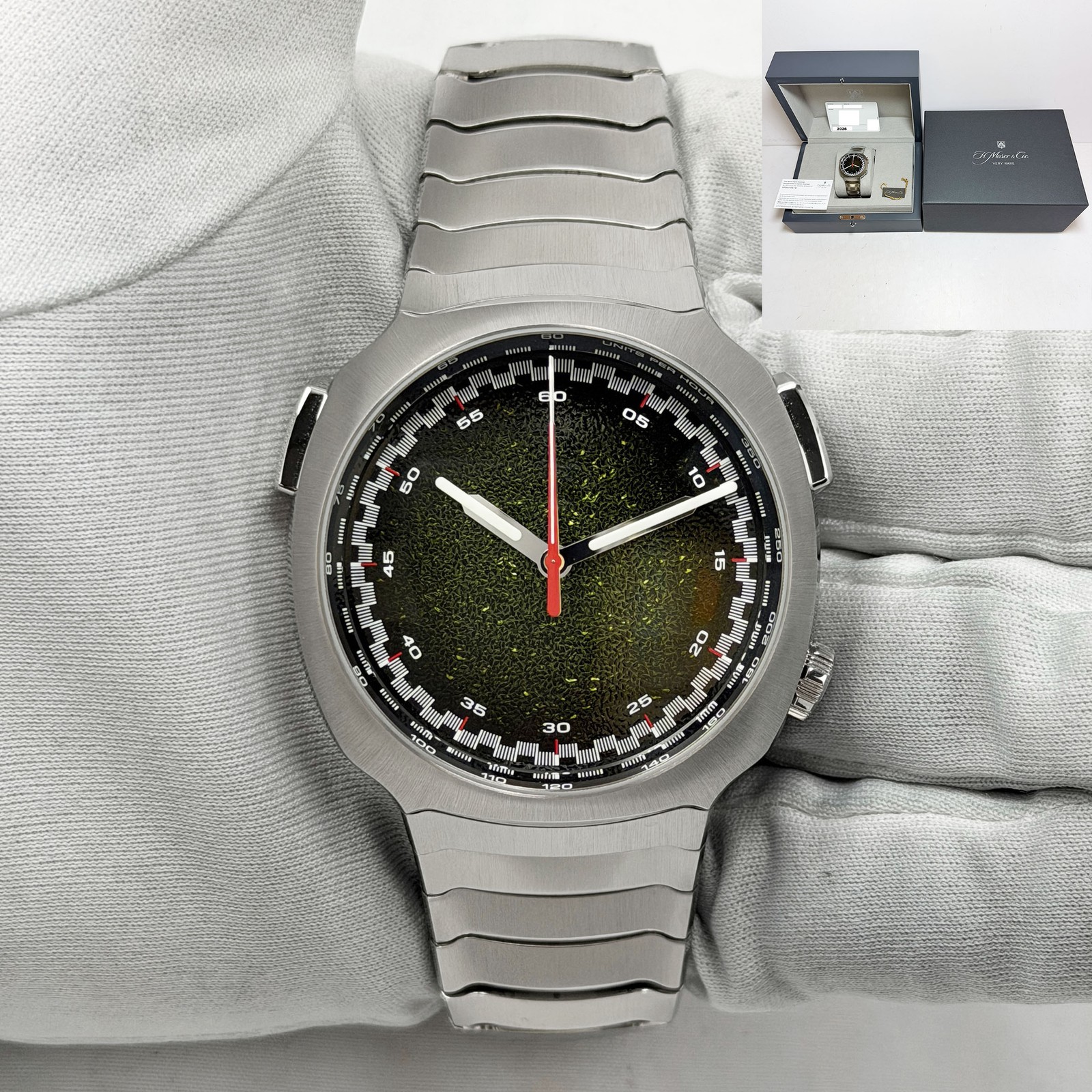 New 2026 H. Moser & Cie. Streamliner 6907-1205 42MM Matrix Green Fume Steel B/p