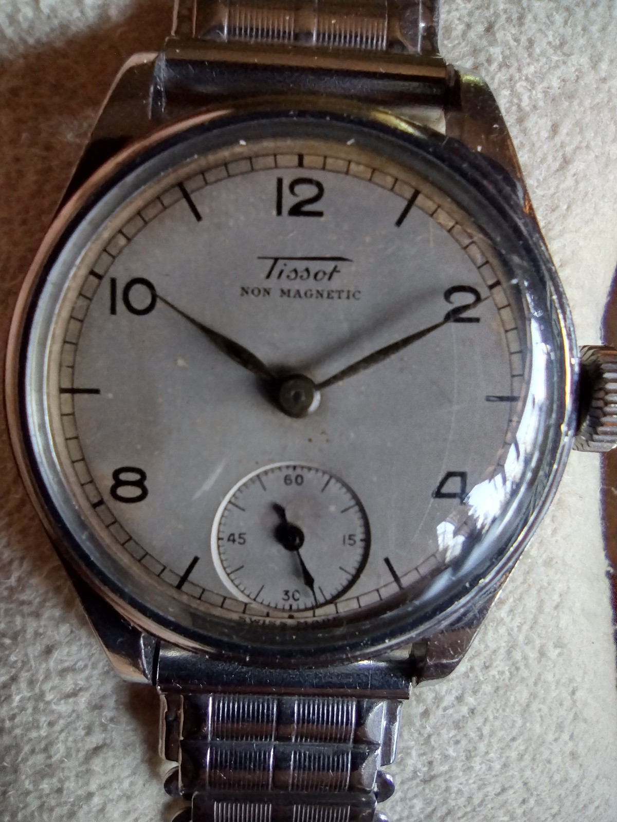 Tissot British Civil Service India wristwatch Circa 1944-45 – Ref. 6076 / 6072B