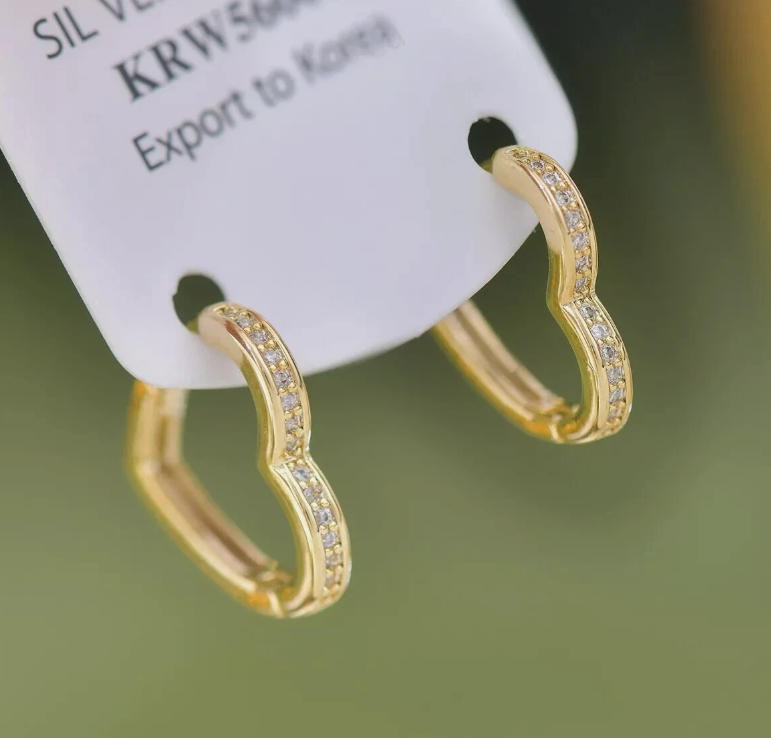 9CT GOLD LADIES HEART HOOP EARRINGS – Pair 14mm