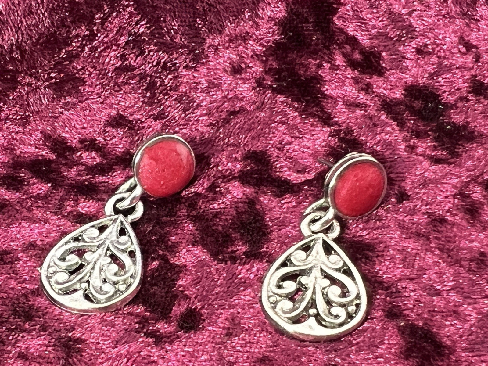 Vintage Dangle Earrings Silver Metal with red enamel dot 1.4 in long