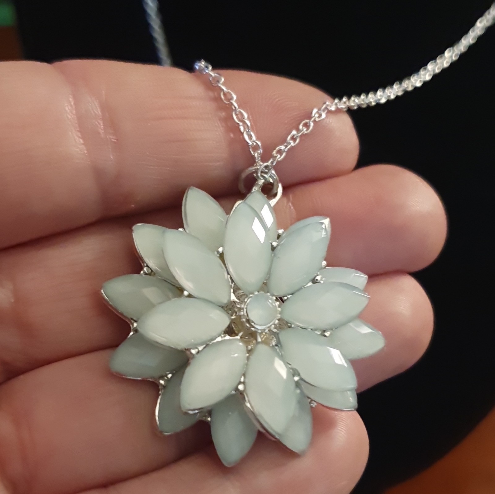 Silver Tone White Enamel Flower Charm Pendant Cable Chain Necklace Lobster