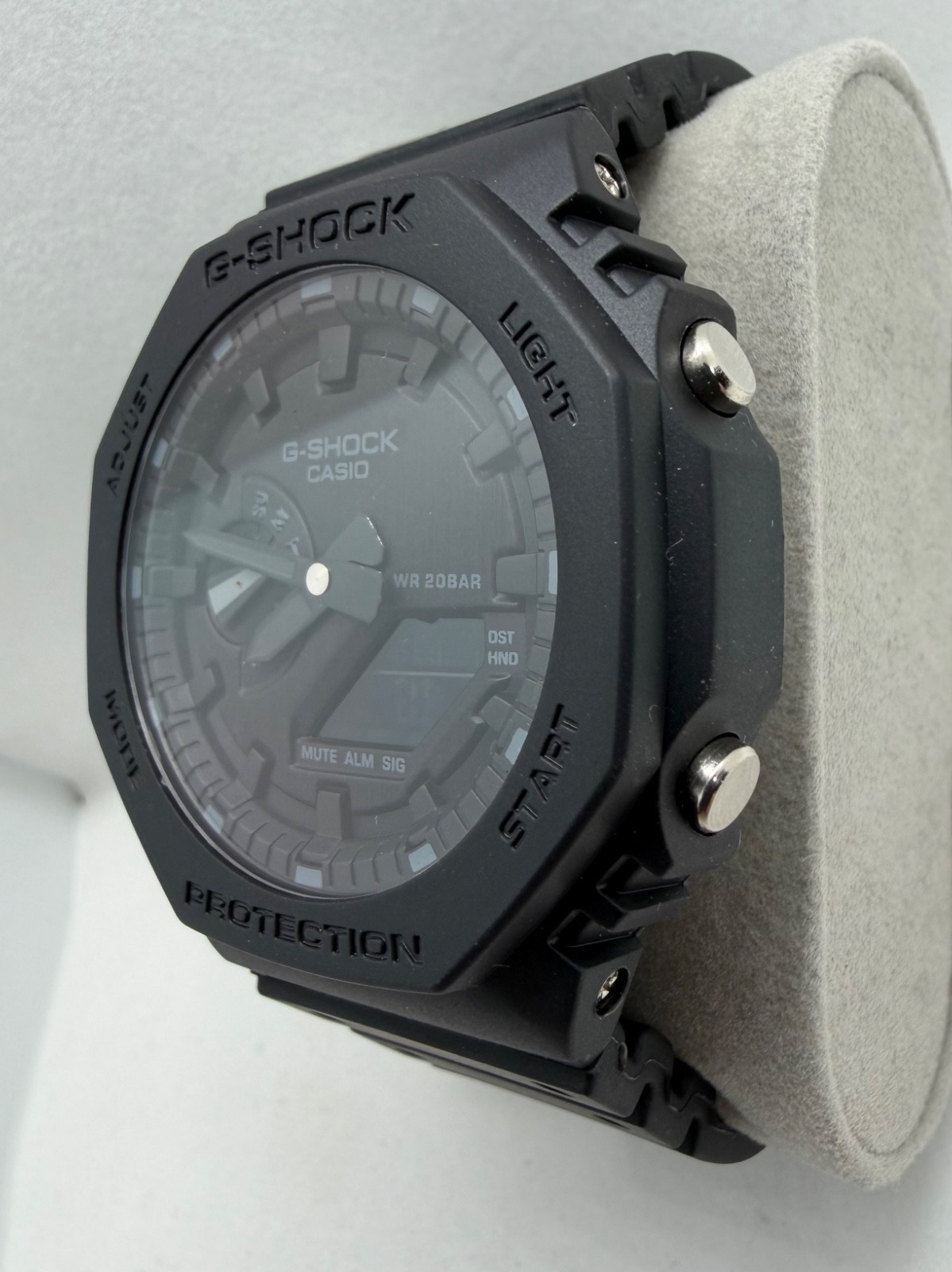 Casio G-SHOCK GA-2100-1A1 Black Resin Analog-Digital Watch BRAND NEW never worn