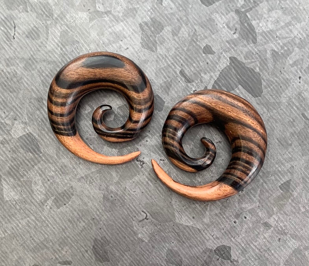 PAIR Ebony Wood Spiral Tapers Organic Plugs Tunnels Earlets Gauges