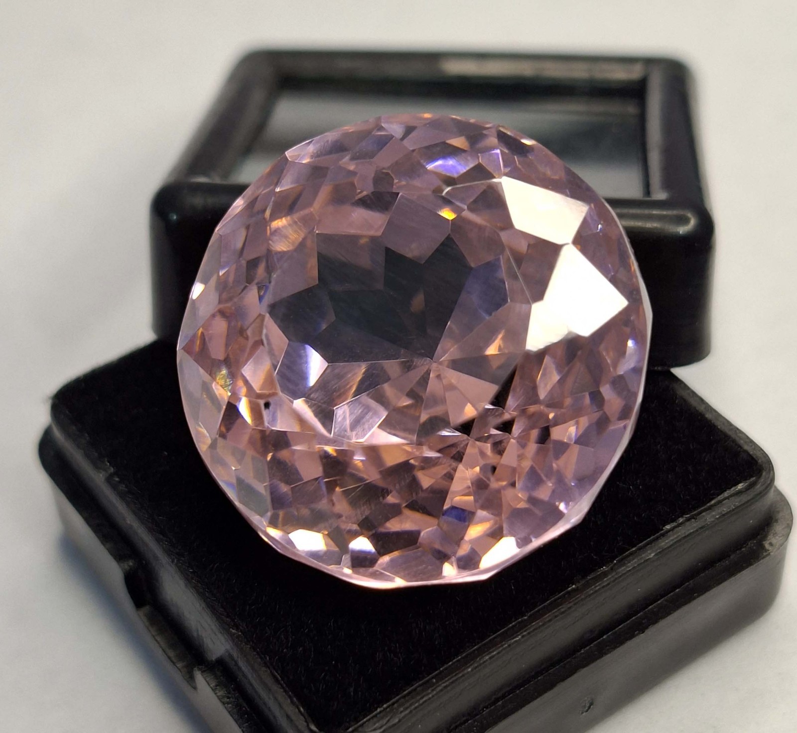 Cambodia Round Cut 107-109 Ct Natural Pink Zircon Certified Loose Gemstone RK852