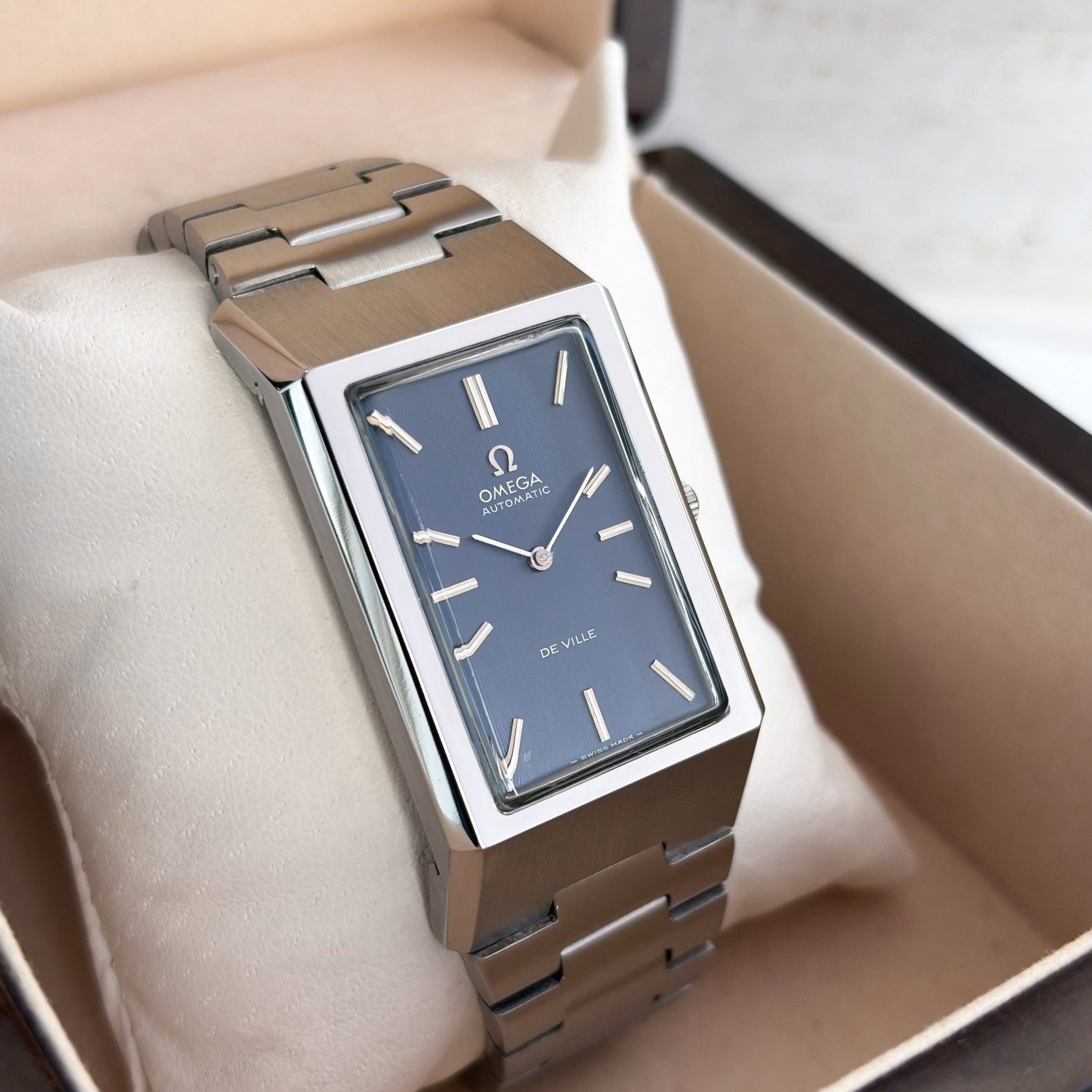 Omega De Ville Tank Jumbo 27mm Automatic 155.007 from 1972 Steel Cal. 684