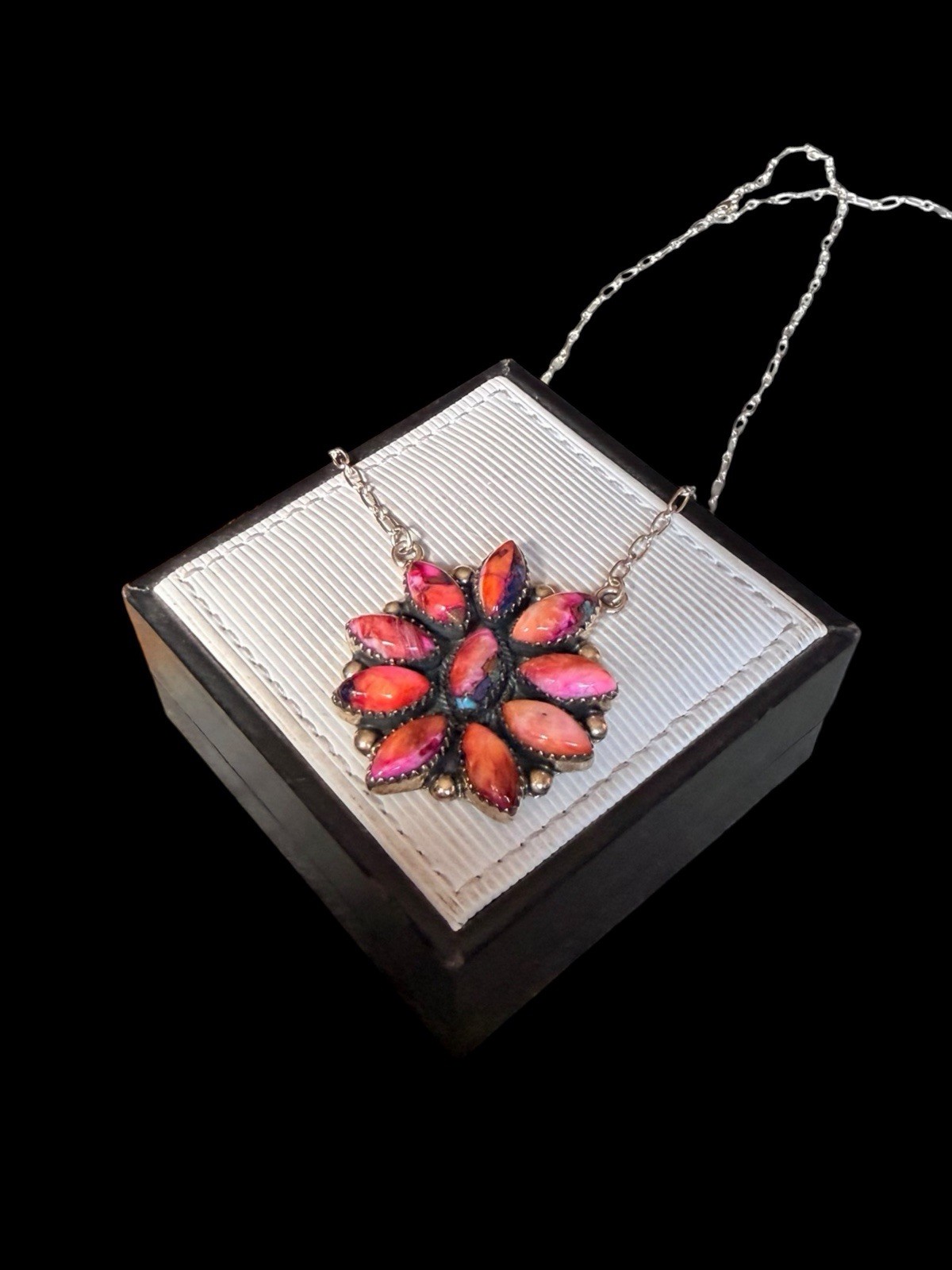 BEAUTIFUL SOUTHWEST STERLING SILVER DAHLIA ROSE TURQUOISE STONE FLOWER NECKLACE