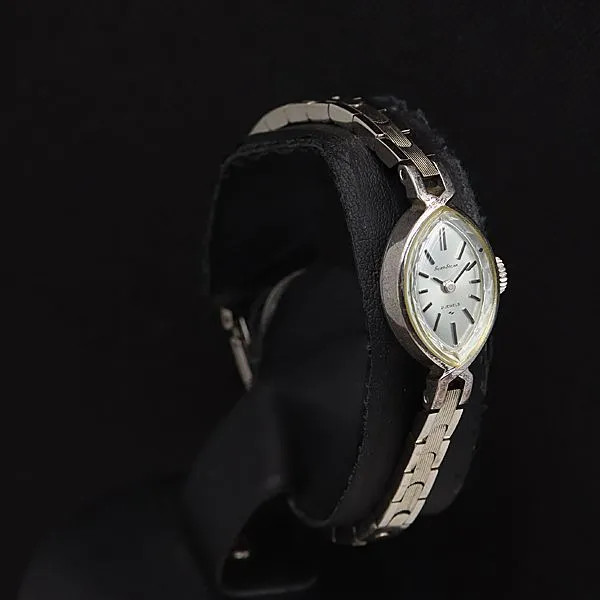 Working condition, excellent condition. Seiko Solar 10-7001 manual winding, silv