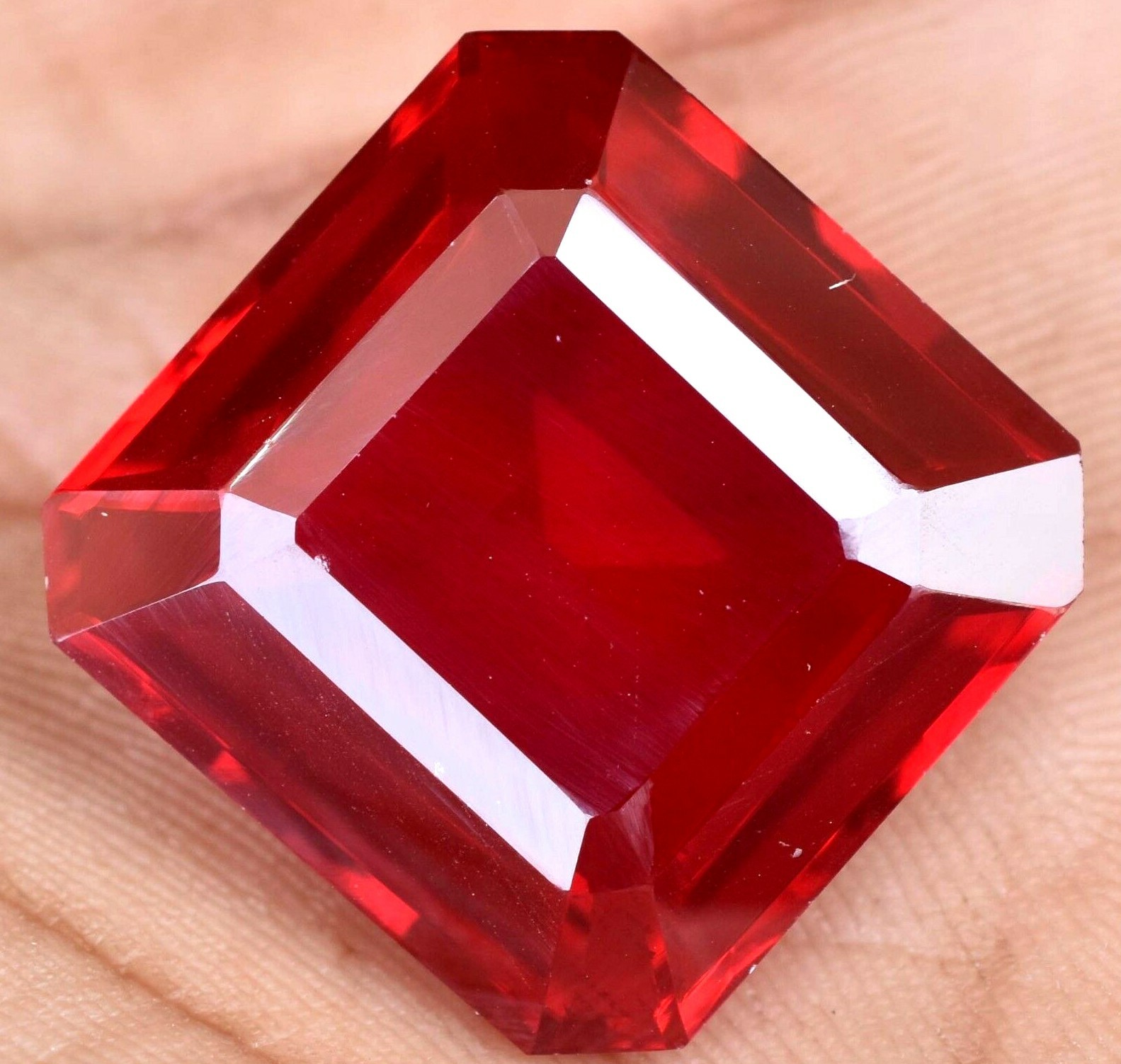AAA Mogok Blood Red Ruby 58.85 CT Certified EXQUISITE Treated Emerald Gemstone !
