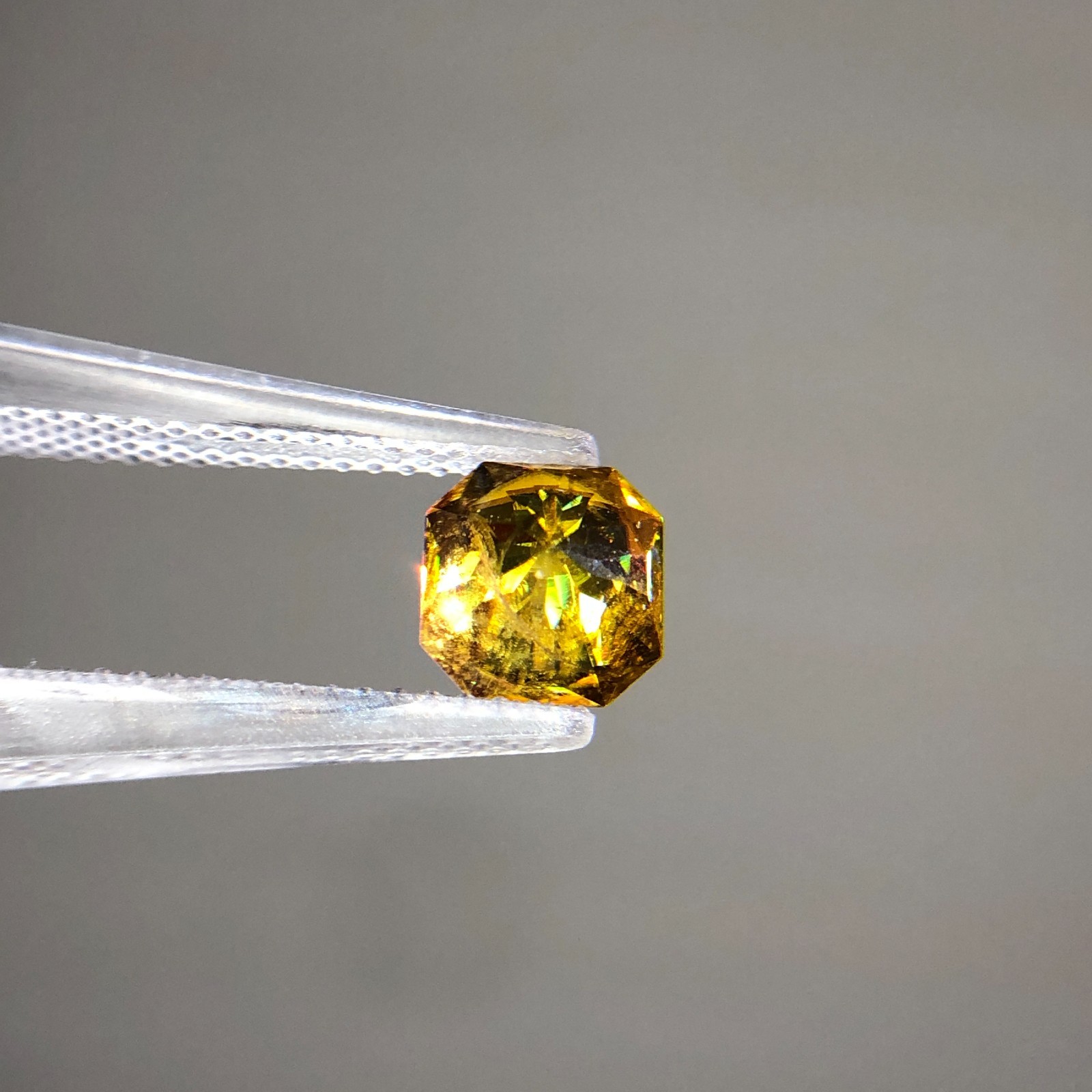 1.45 Carat Natural Full Fire Sphene Titanite Fancy Cut Gemstone For Jewelry